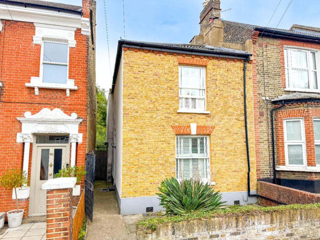 Main image of property: Whitworth Road, Woolwich, London, SE18 3QG