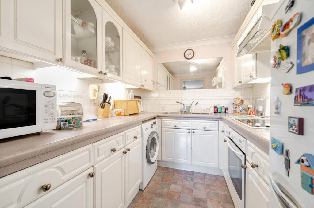 Nizells Avenue, Hove, East Sussex, BN3 photo 4