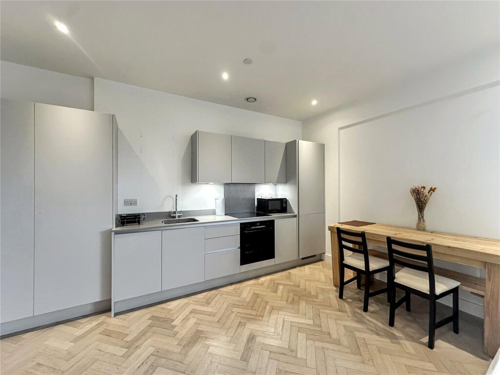 Main image of property: Bath Road, Slough, Berkshire, SL1