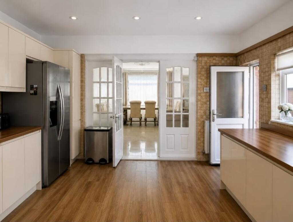 House in Sefton, Liverpool City Region - View 3
