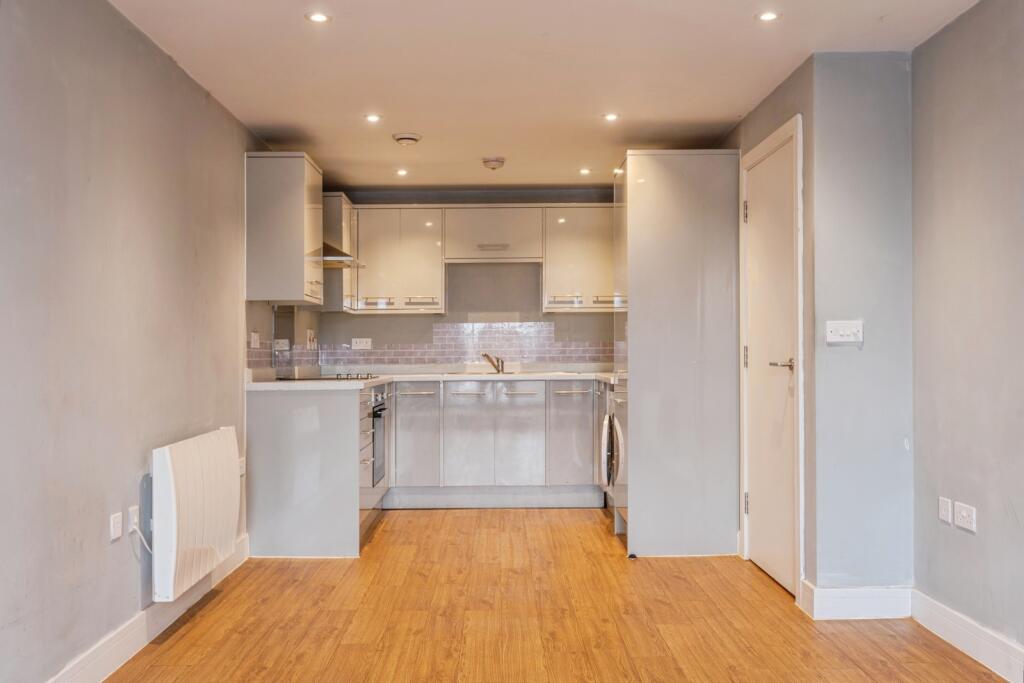 Apartment in Bridgwater, Hamp, Somerset - View 5