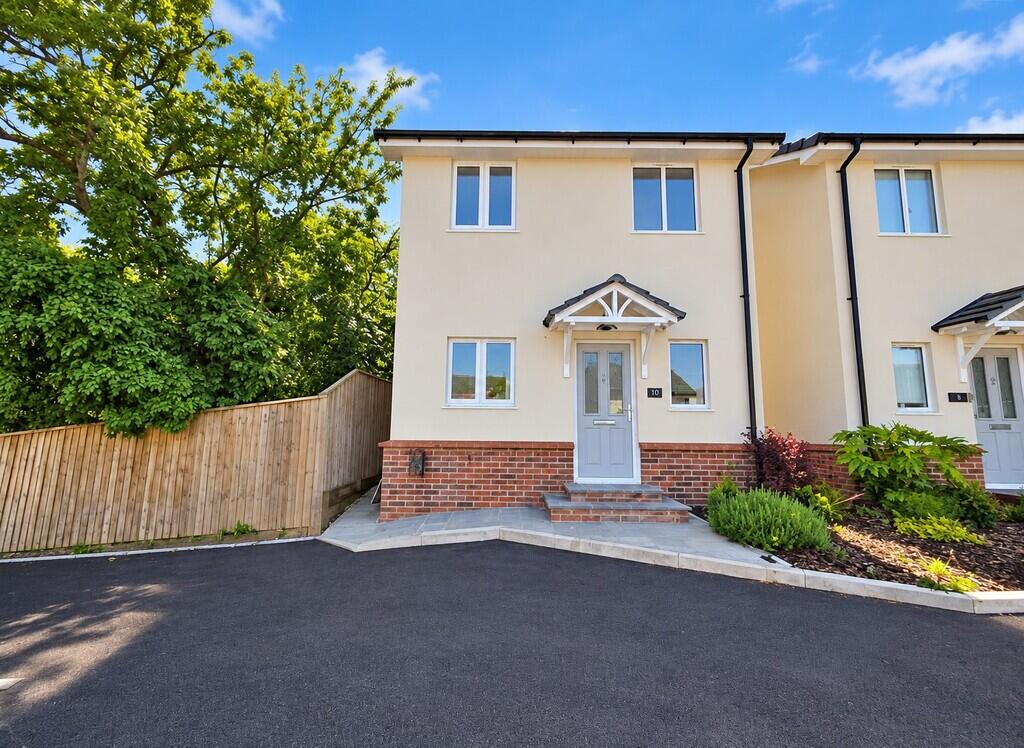 Main image of property: Chickerell Road, Weymouth