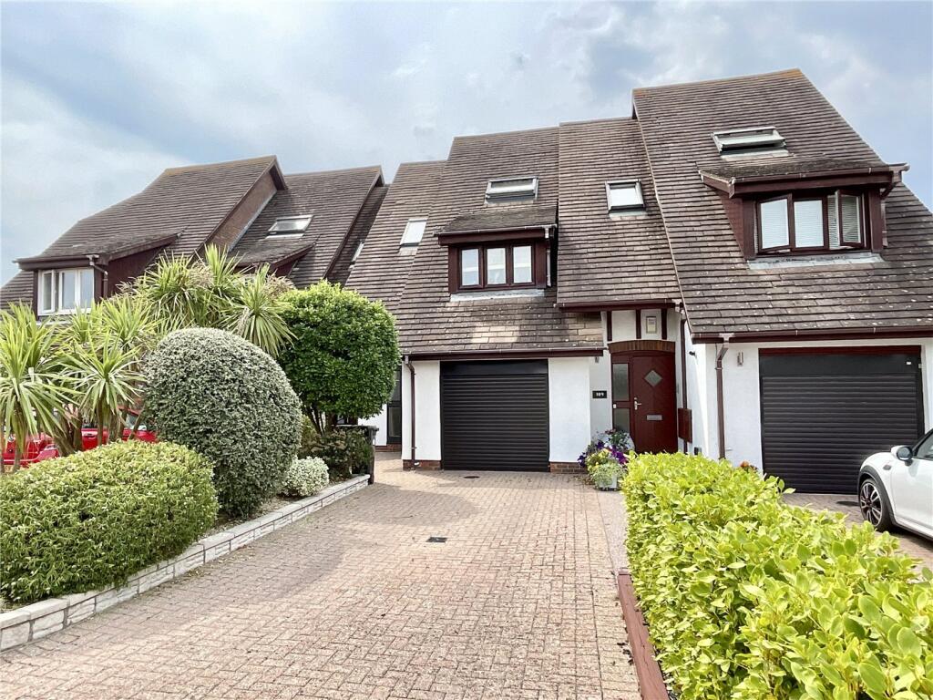 Main image of property: The Meridians, Christchurch, Dorset, BH23