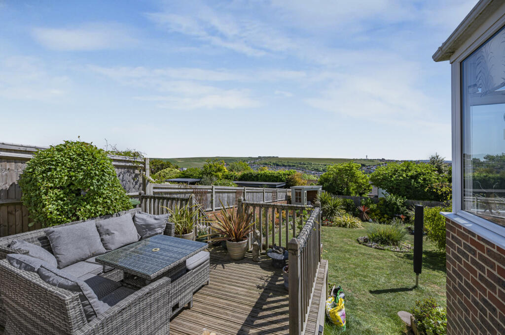 Westmeston Avenue, Saltdean, Brighton, East Sussex, BN2 photo 3