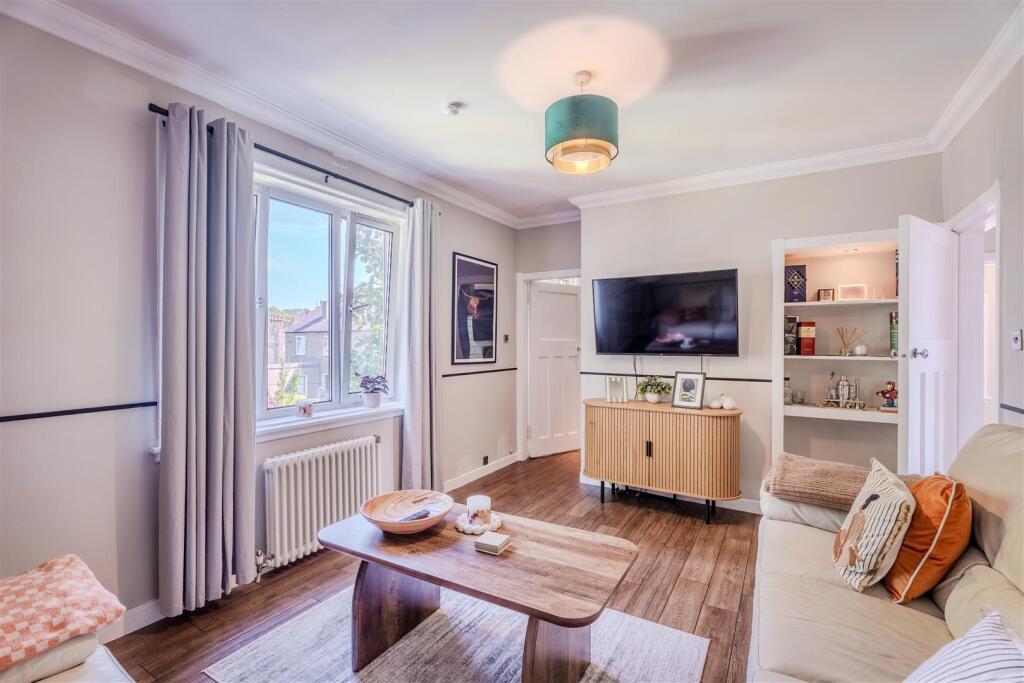Apartment in Edinburgh, Forrester, Corstorphine - View 4