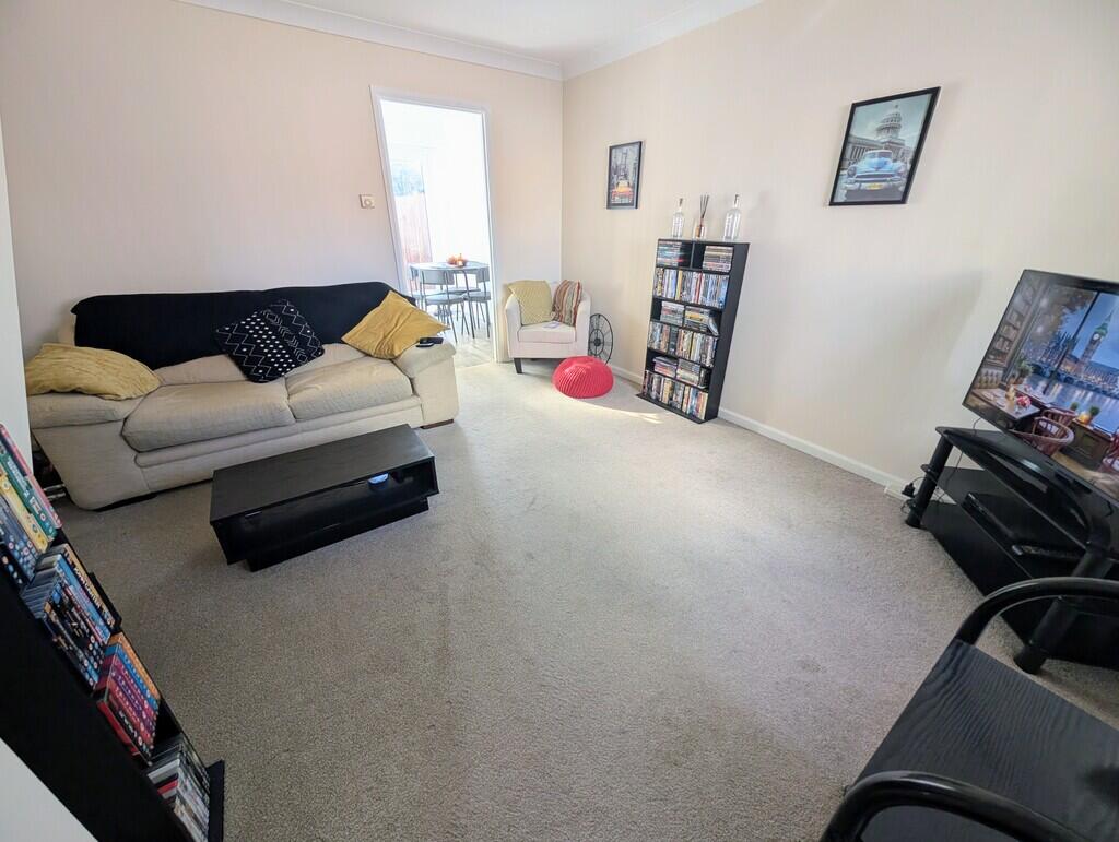 House in Ipswich - View 3