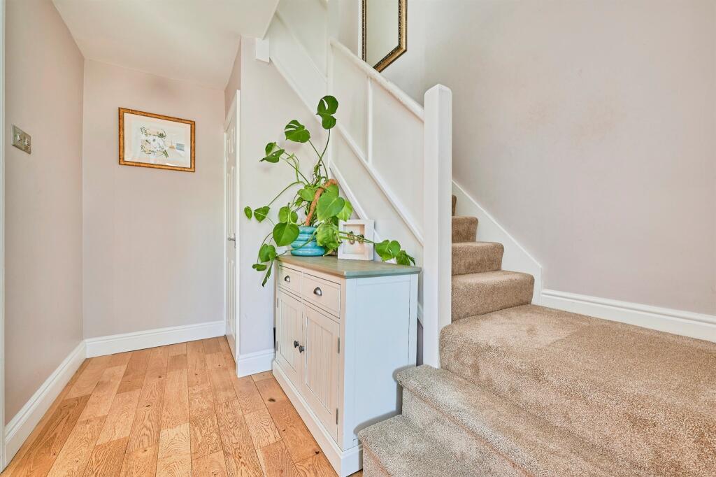 House in Royston - View 5