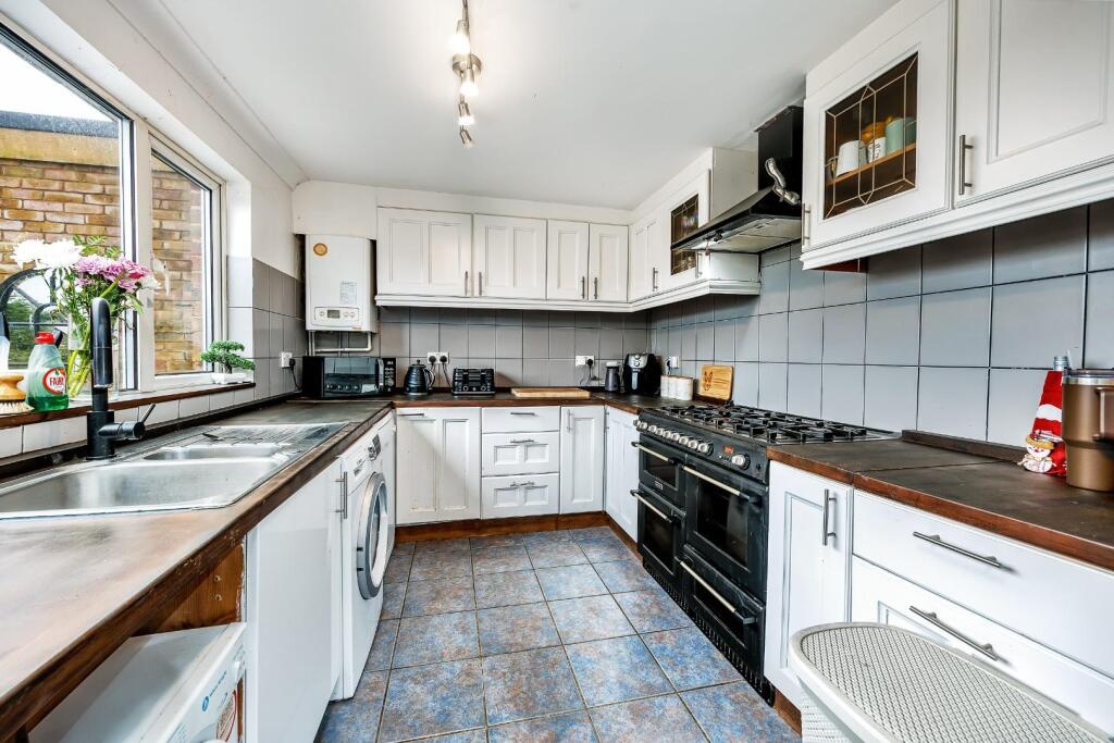 House in West Suffolk, Haverhill - View 2