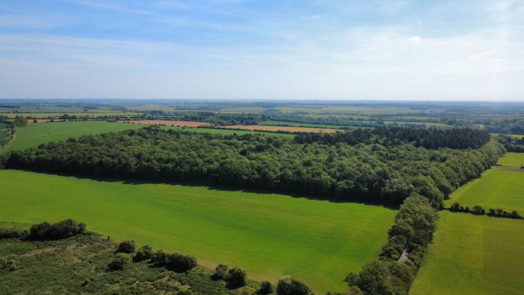 Main image of property: Sisters Wood, Welsh Way, Cirencester, Gloucestershire, GL7