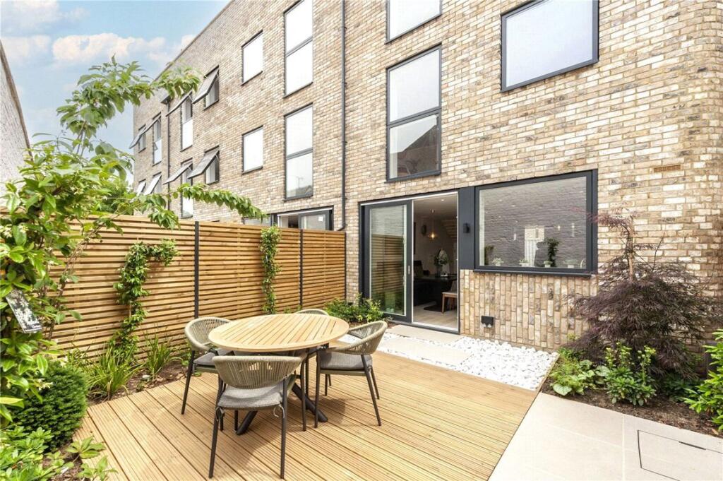 House in London - View 4