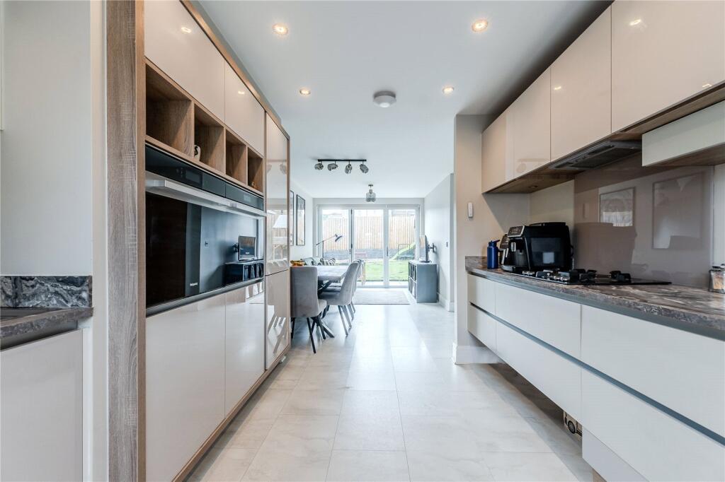 Carr Beck Rise, Apperley Bridge - View 4
