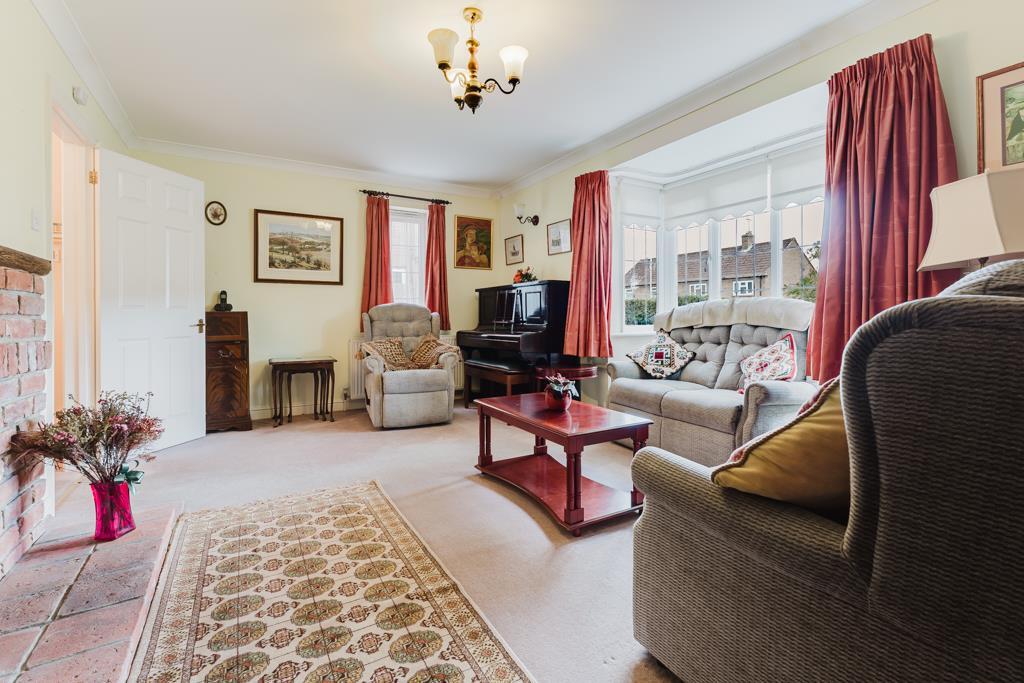 House in Northampton, Stanion - More