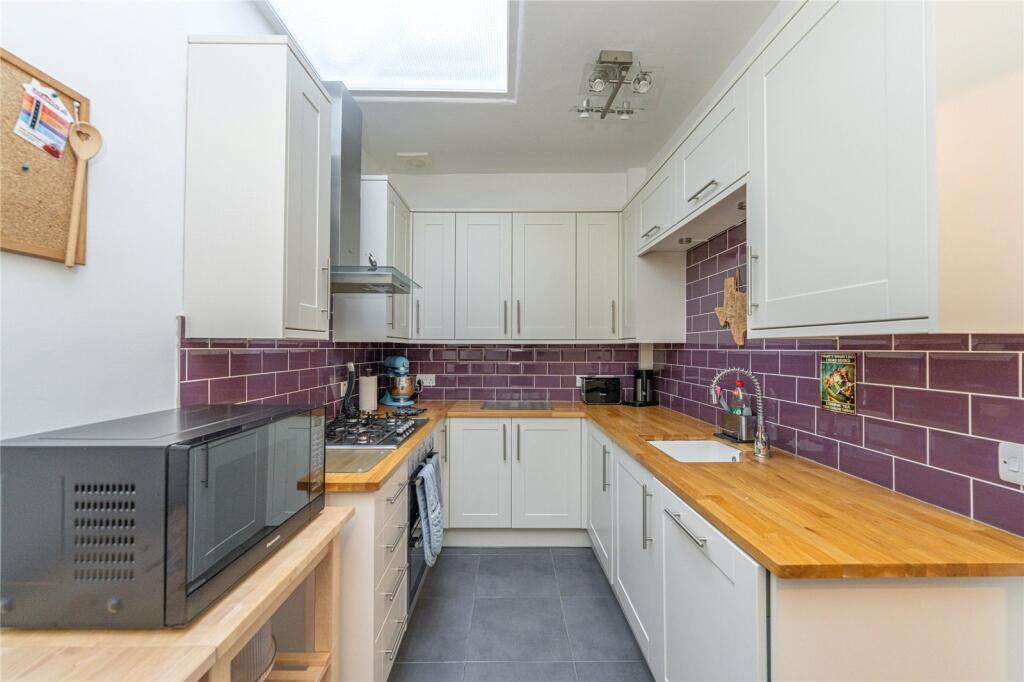 Apartment in Edinburgh, Murrayfield - View 5