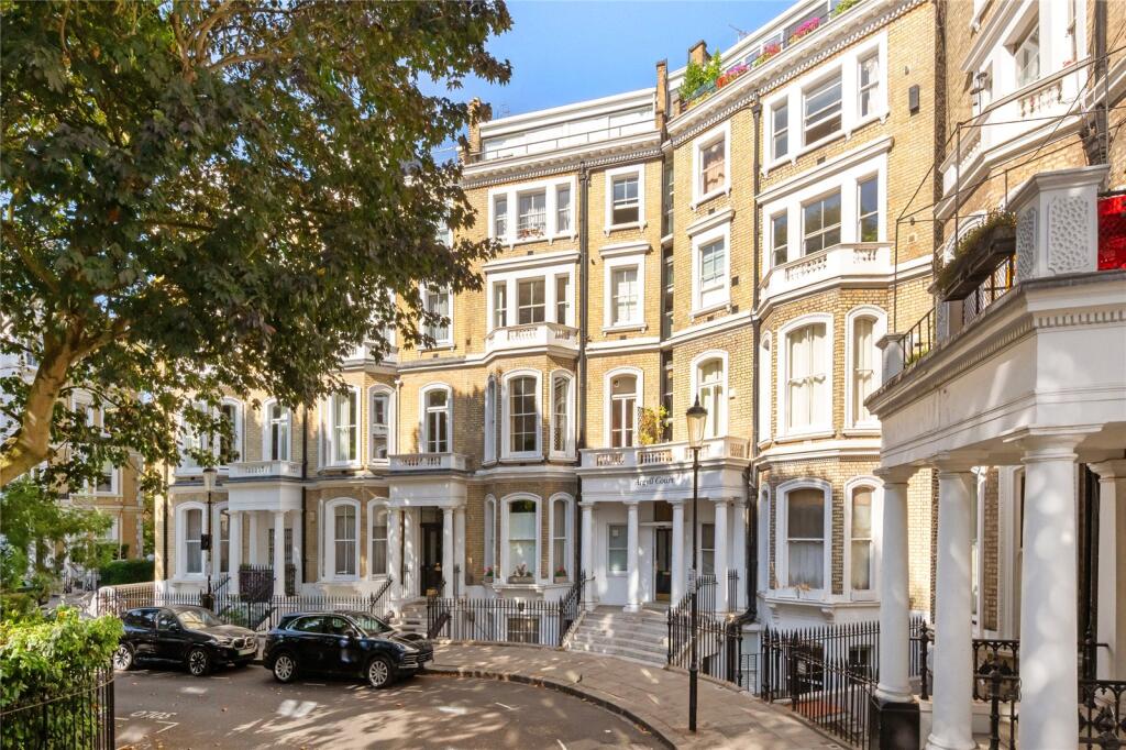 Apartment in London - View 5
