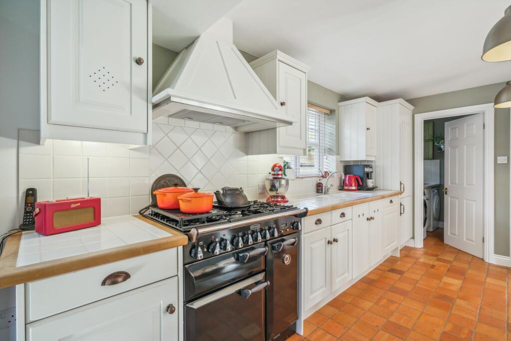 House in Wantage, Belmont Park - View 4