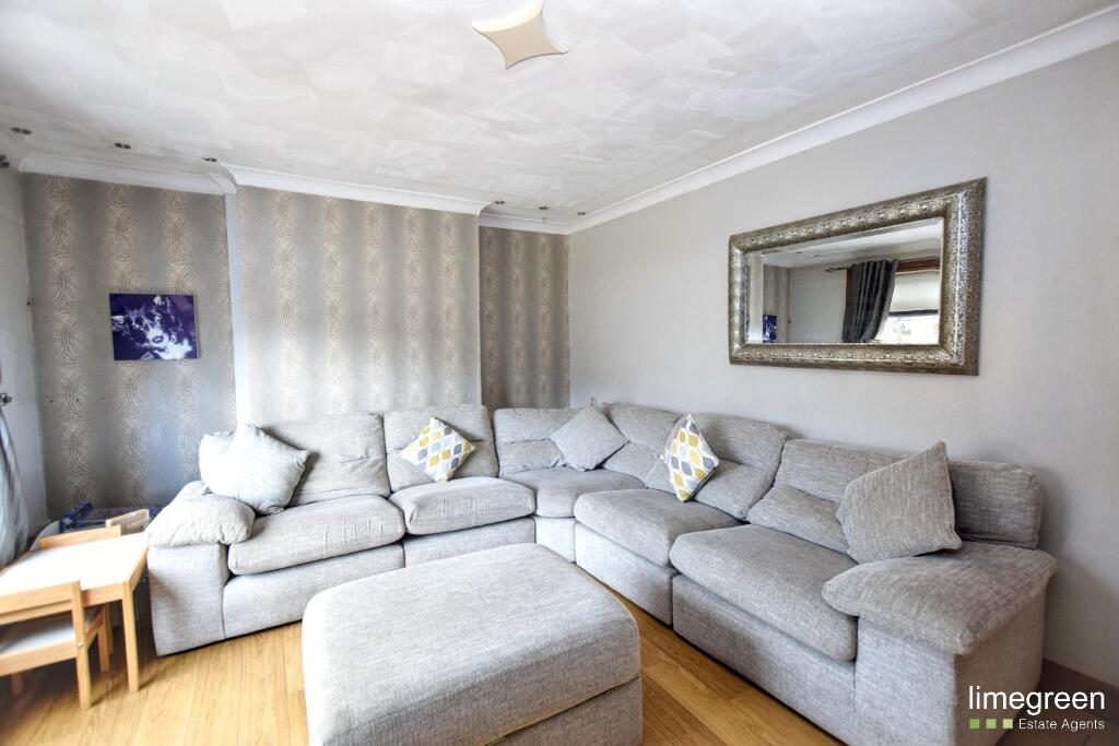 House in Kilmarnock, South Ayrshire - View 3