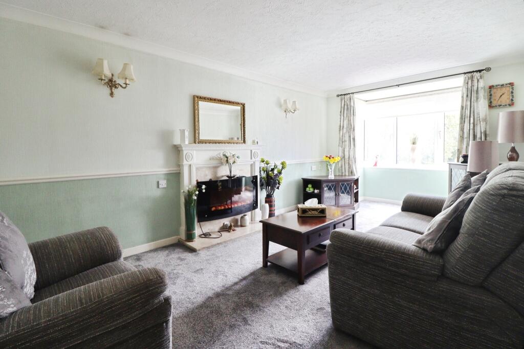 Apartment in Chelmsford - View 3