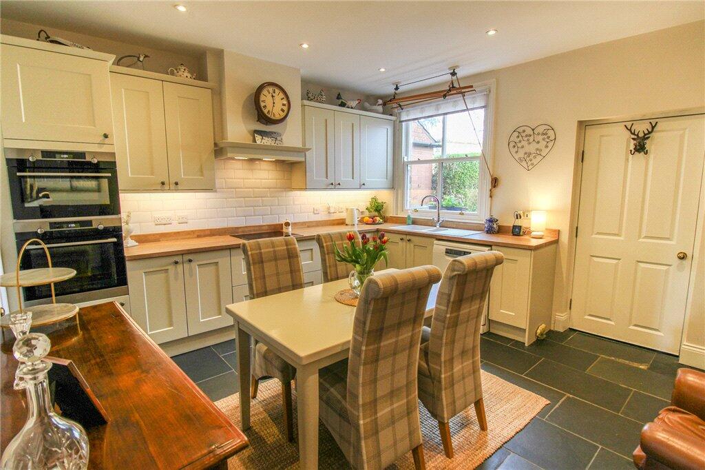 House in Harrogate, North Yorkshire - View 3