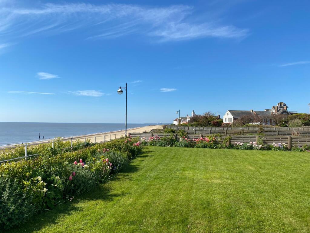 Apartment in East Suffolk, Southwold - View 3