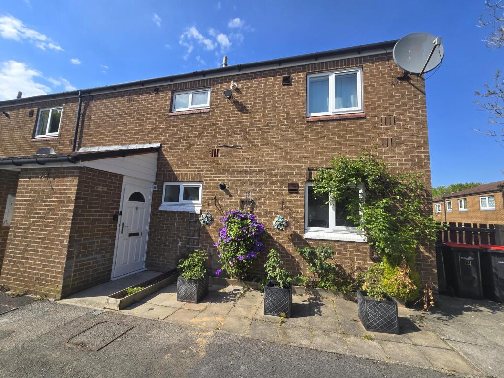 Main image of property: Miniott Walk, Hemlington, MIDDLESBROUGH
