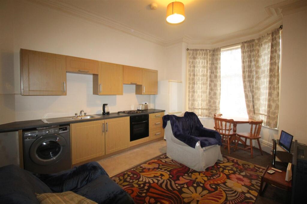 Lytham St Annes photo 3