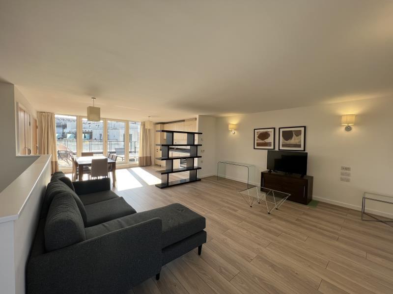 Main image of property: Forum House, Empire Way