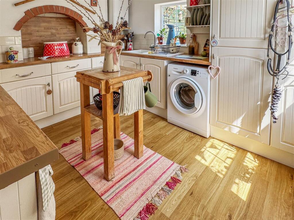 House in Yapton, Bilsham - View 4