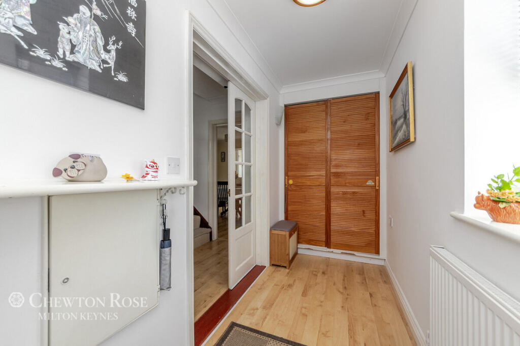 House in Milton Keynes, Tower Gate, Walton - More