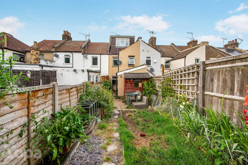 Charles Street, Greenhithe, DA9 - View 2