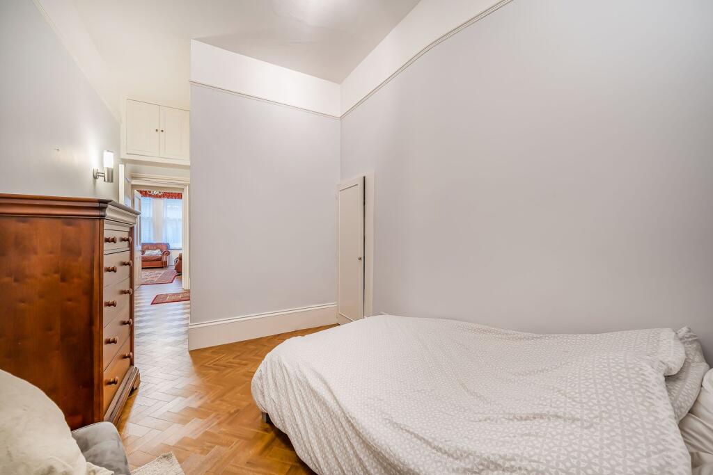 Apartment in London - View 4