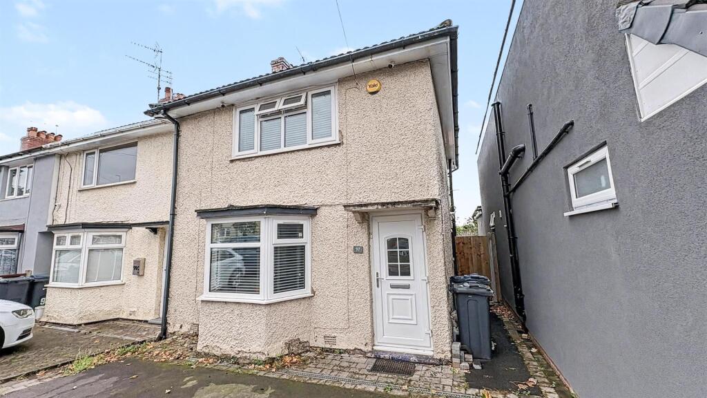 House in Birmingham, West Midlands - View 2