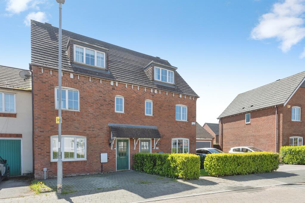 Main image of property: Paddock Way, Hinckley