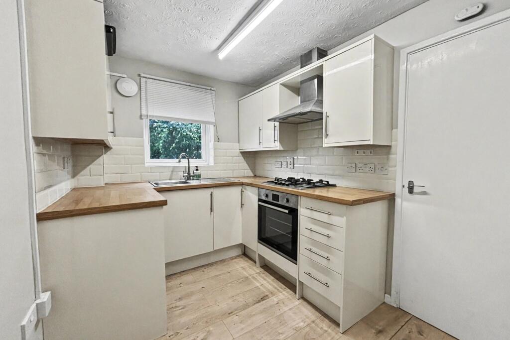 House in Weymouth, Dorset - View 4