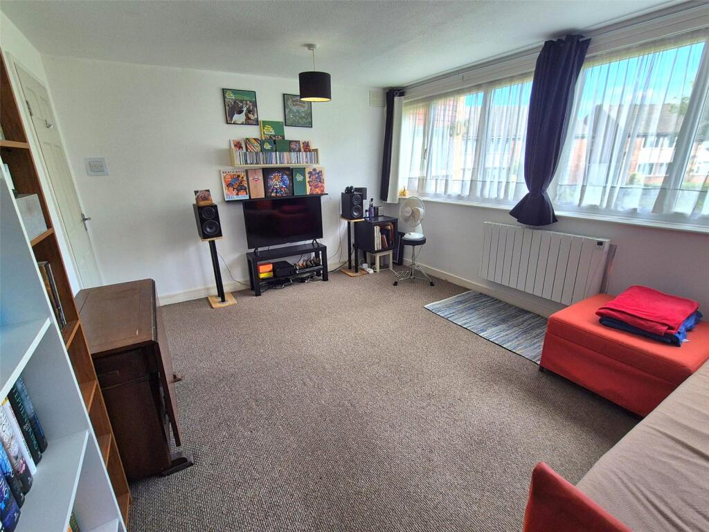 Apartment in Coventry - View 4
