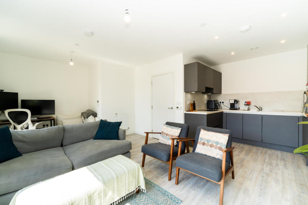 Apartment in London - View 4