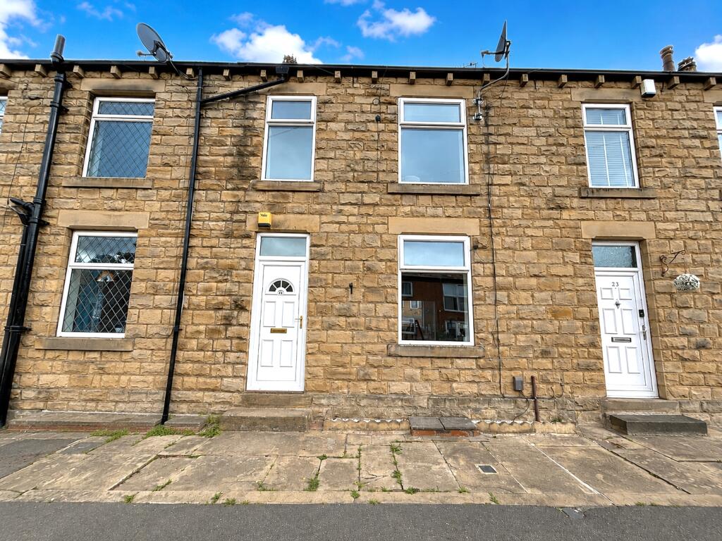 3-bed terraced on Beech Street, Mirfield, West Yorkshire, WF14, £175,000