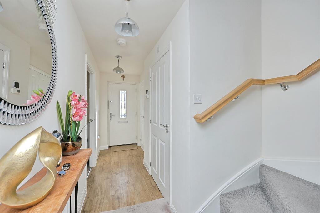 Woolhouse Way, Cringleford, Norwich photo 2