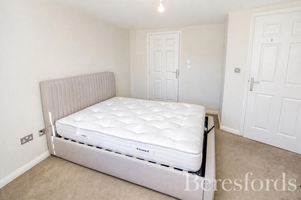 Apartment in London, Ardleigh Green - More