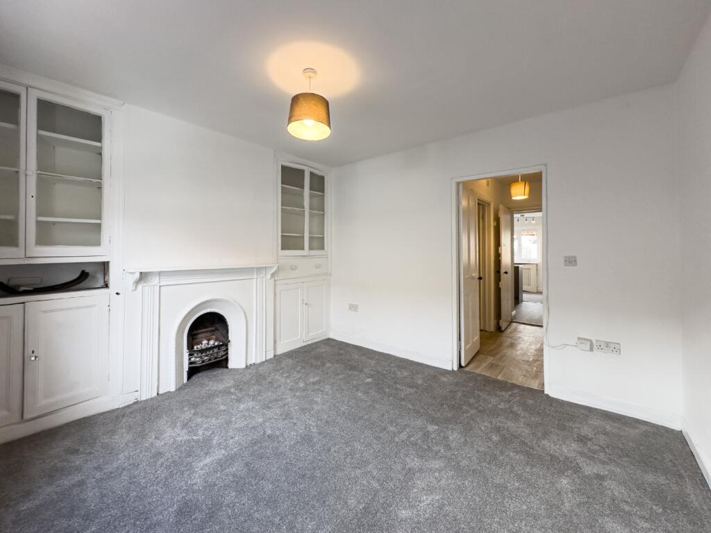 House in Taunton - View 5