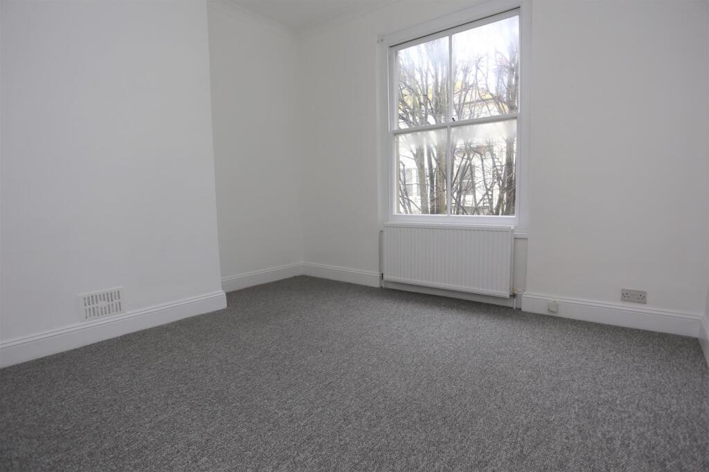 Apartment in Hove, Brighton and Hove - More