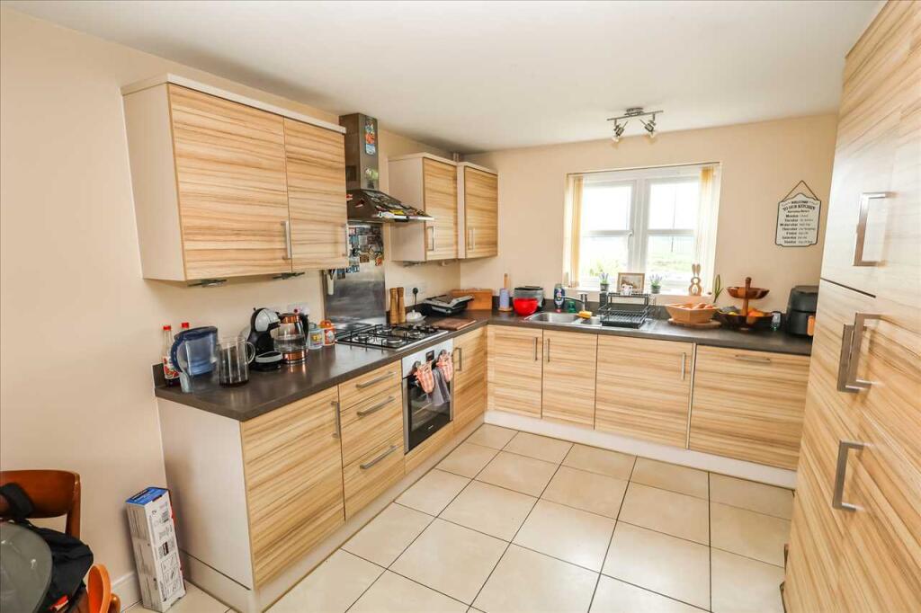 Bantry Road, Cippenham photo 3