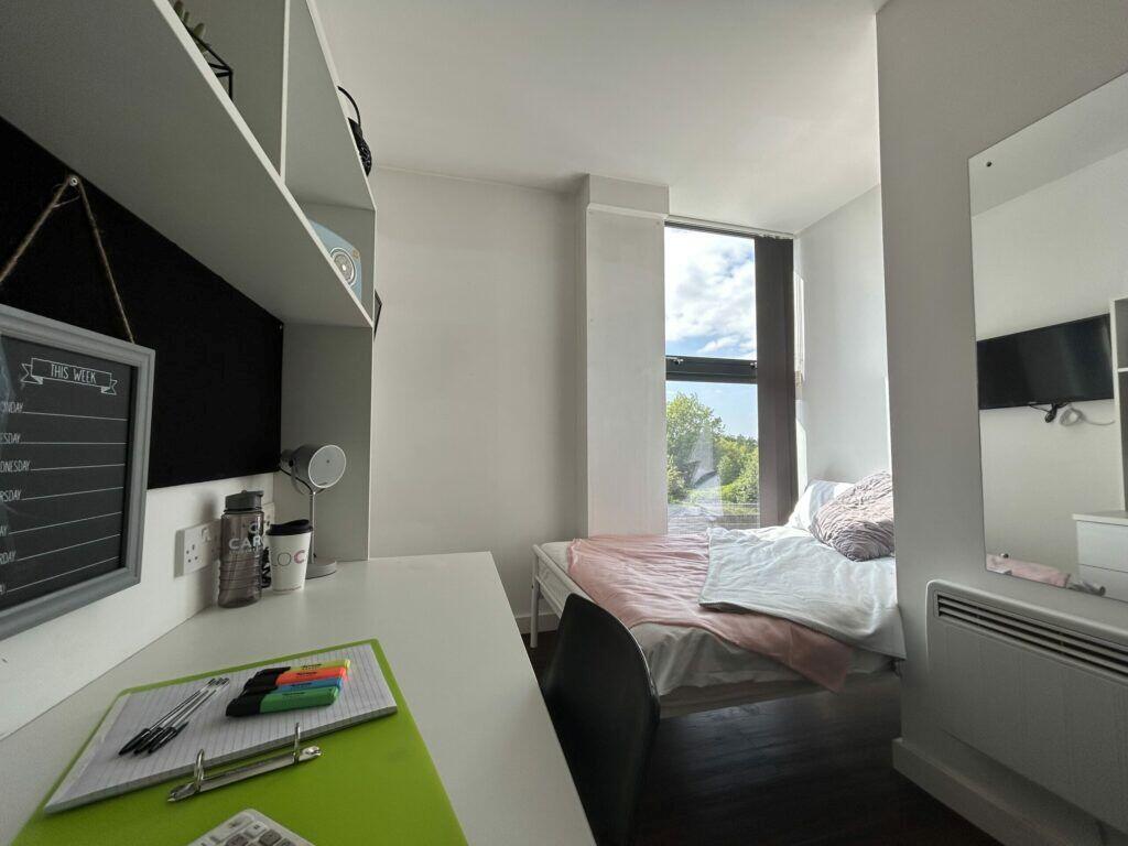 Apartment in Liverpool, Everton - View 4