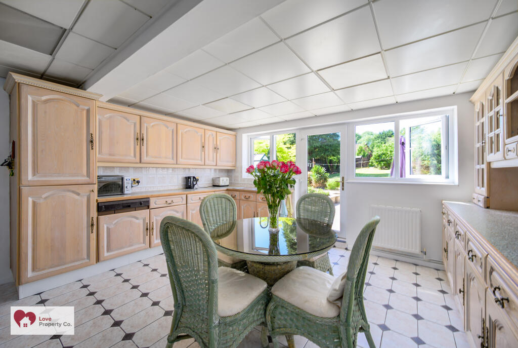 House in Solihull, Cheswick Green - More