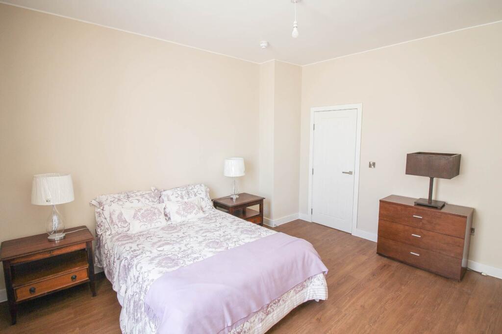 Apartment in Weston-super-Mare, North Somerset - View 6
