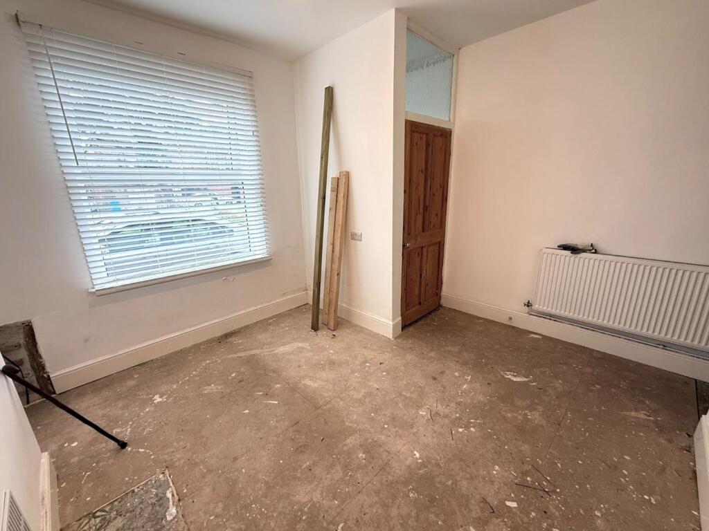 House in Manchester, Greater Manchester - View 4