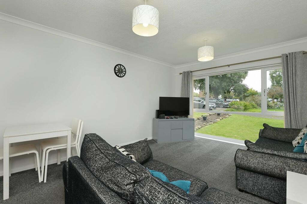 61 Cairns Drive, Balerno, Edinburgh, EH14 7HH photo 2