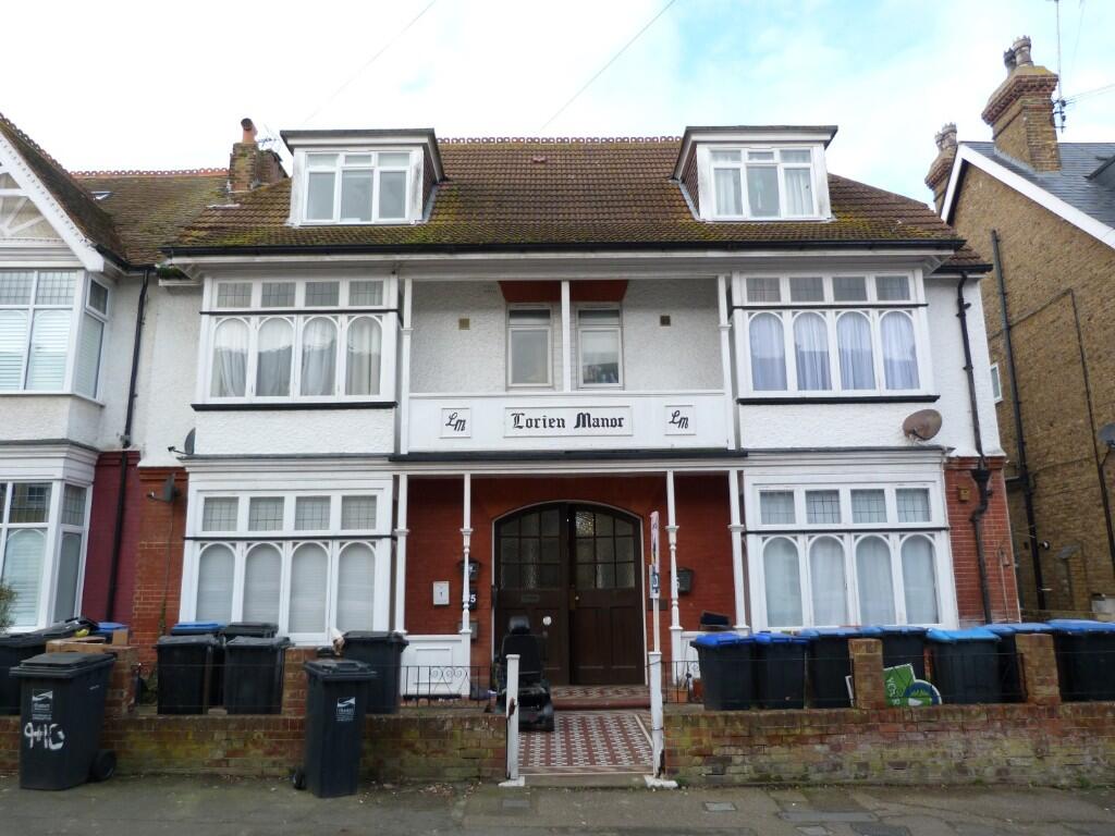 1-bed flat on Norfolk Road, Margate, Kent, CT9, £149,950