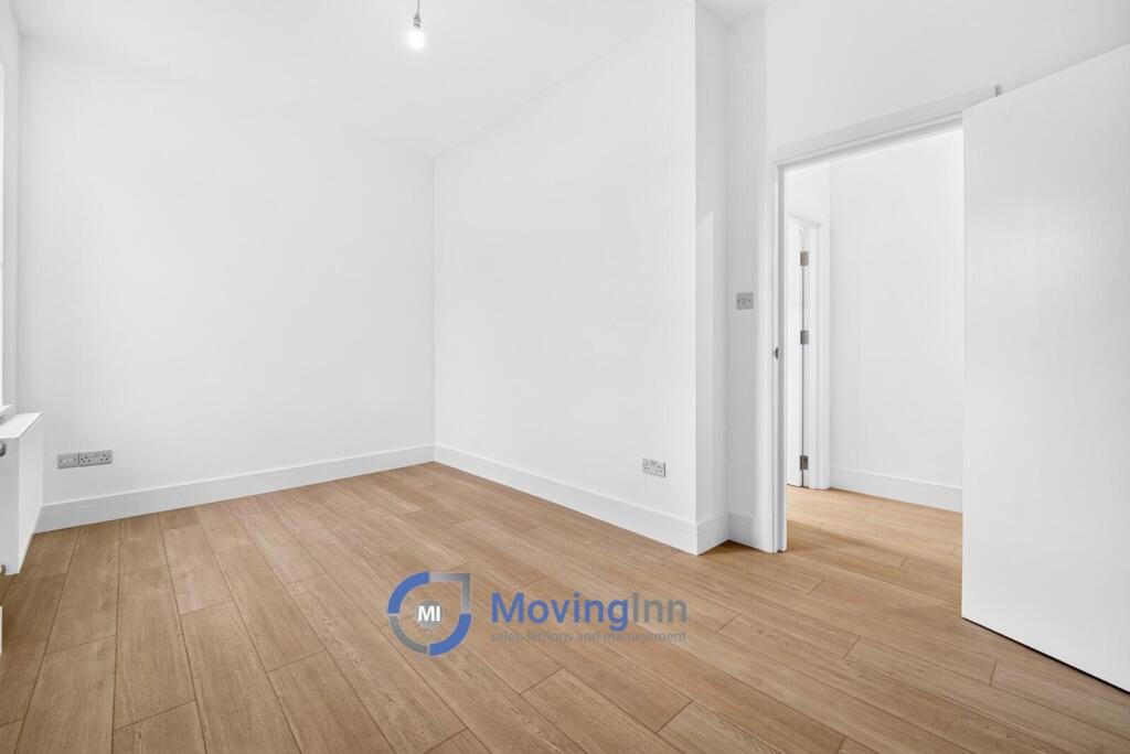 Apartment in London - View 5