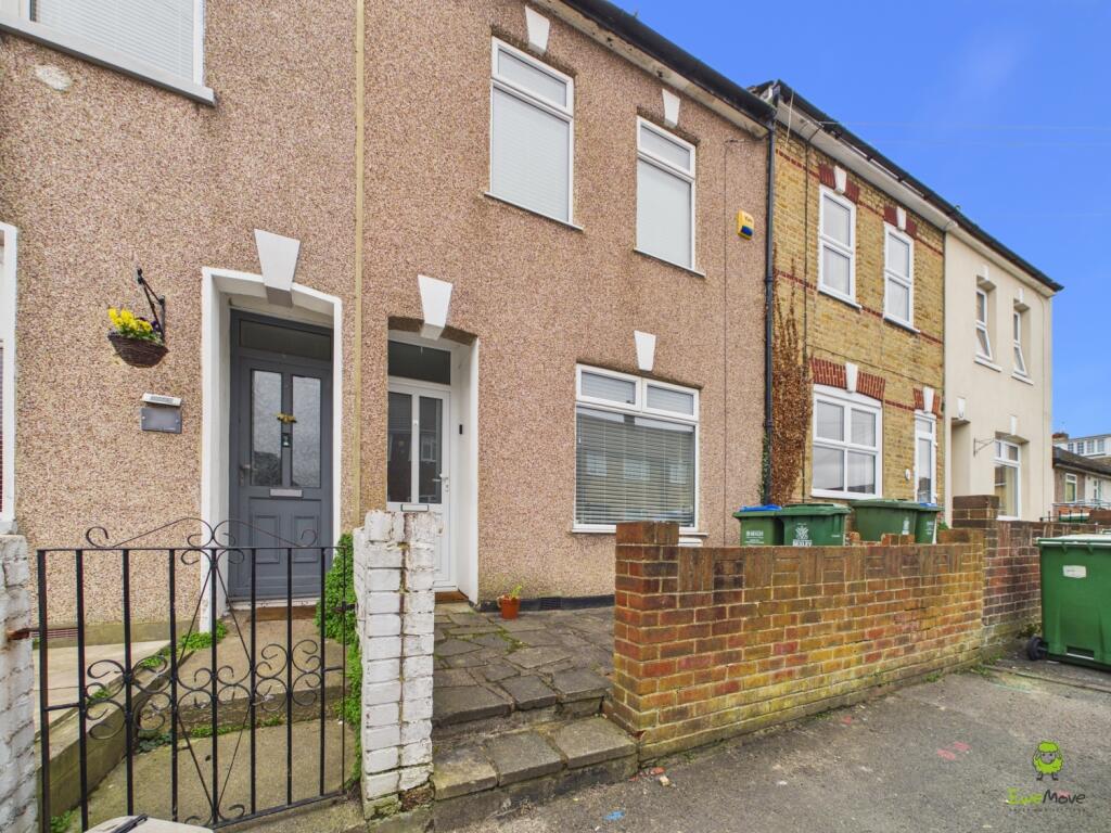 Main image of property: 18 Albany Road, Belvedere