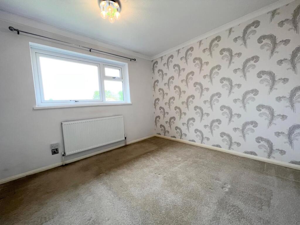 Thackeray Road, Larkfield, Aylesford photo 4